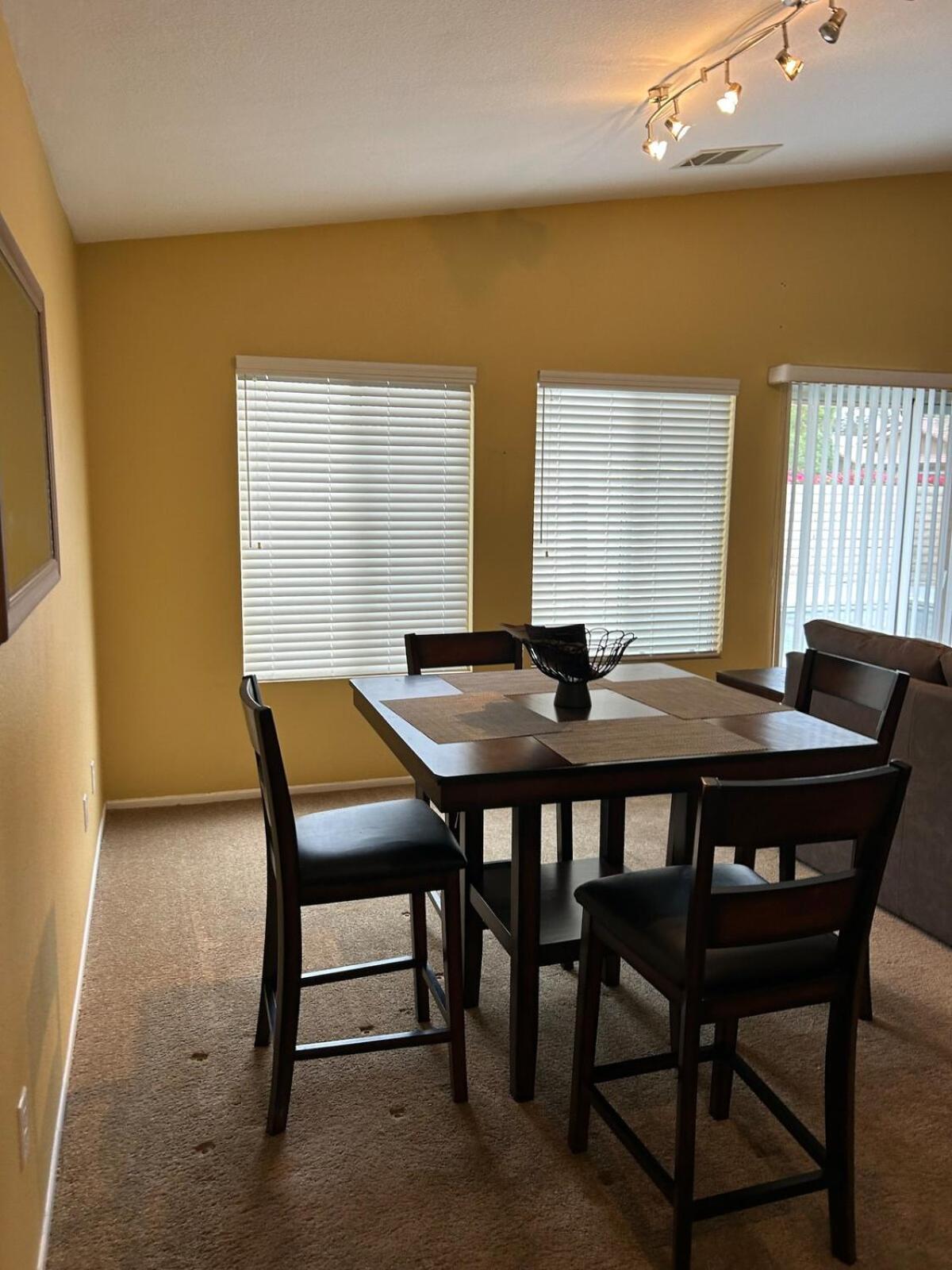 Walking Distance To Stagecoach Villa Indio Exterior photo